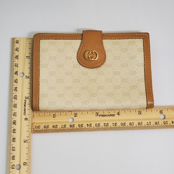 Vintage Gucci bifold wallet - Picture 3 of 10